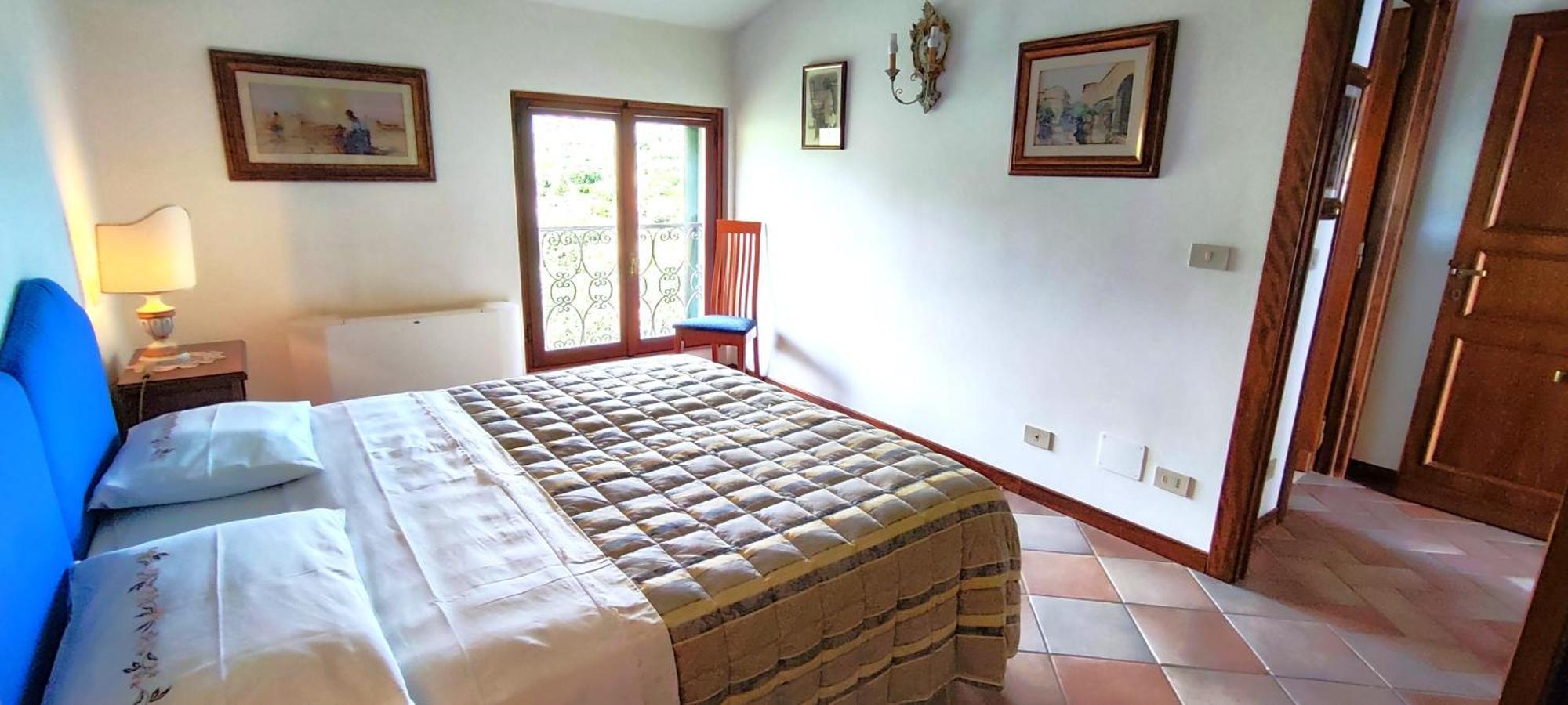 Le Quattro Stagioni Guest House Маса Екстериор снимка